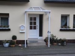 Haustür Einfamilienhaus
