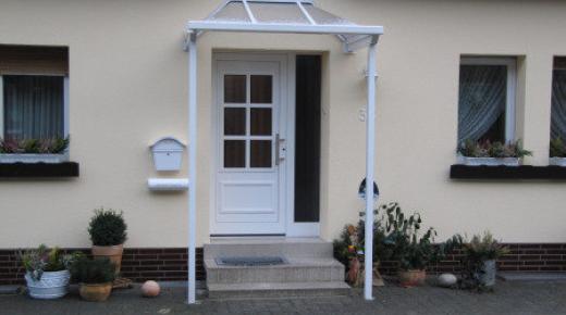 Haustür Einfamilienhaus